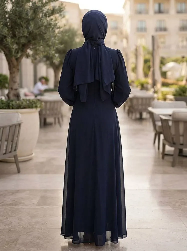 Broş Detaylı Drapeli Lacivert Tesettür Abiye Elbise 6304L - 2
