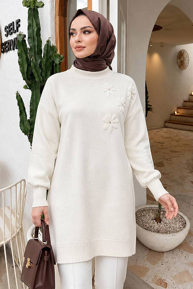 Çiçek Aplikeli Ekru Tesettür Triko Tunik 60112E - 1