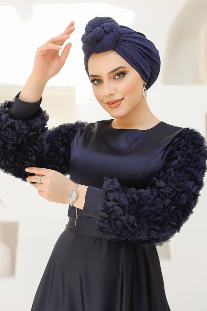  Çiçek Detaylı Lacivert Tesettür Saten Abiye Elbise 4661L - 2