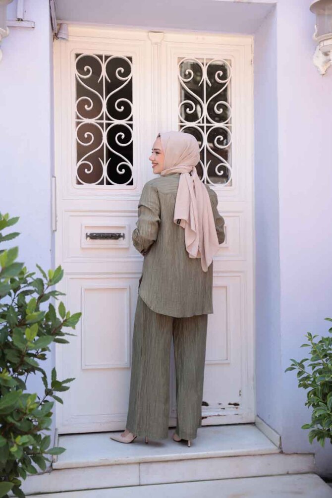 Çizgi Detaylı Haki Tesettür İkili Takım 32336HK - 3