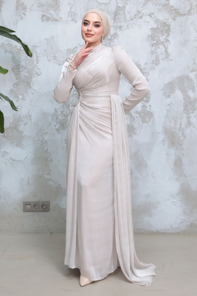 Drape Detaylı Bej Tesettür Abiye Elbise 51481BEJ - 2
