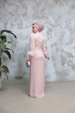 Drape Detaylı Pudra Tesettür Abiye Elbise 50921PD - 4