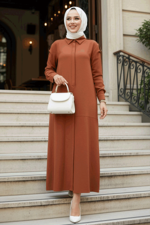 Düğme Detaylı Kahverengi Tesettür Elbise 12501KH - NEVA STYLE