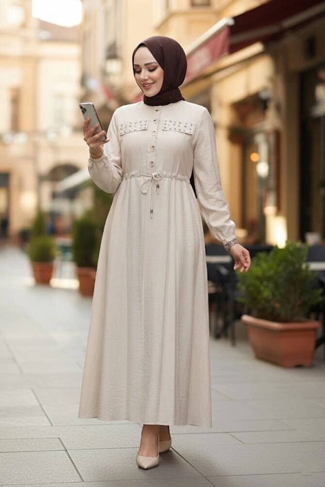Düğmeli Bej Tesettür Elbise 17131BEJ - 1