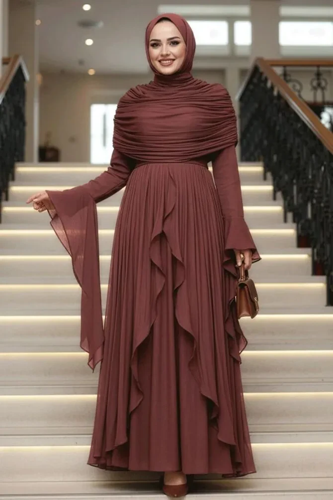 Fırfır Detaylı Kahverengi Tesettür Abiye Elbise 53981KH - 1