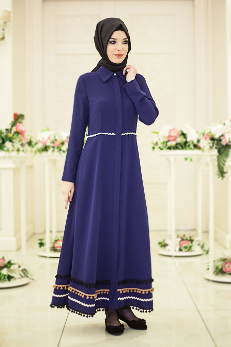Hewes Line - Eteği Ponpon Detaylı Saks Mavi Tesettür Elbise 567SX