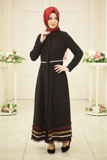 Hewes Line - Eteği Ponpon Detaylı Siyah Tesettür Elbise 567S