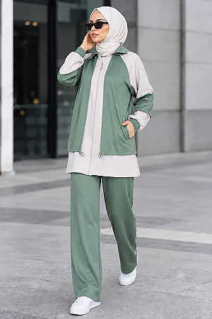 Contrast Color Detail Zip-Up Oysho Almond Green Modest Two-Piece Set 10430CY - 1