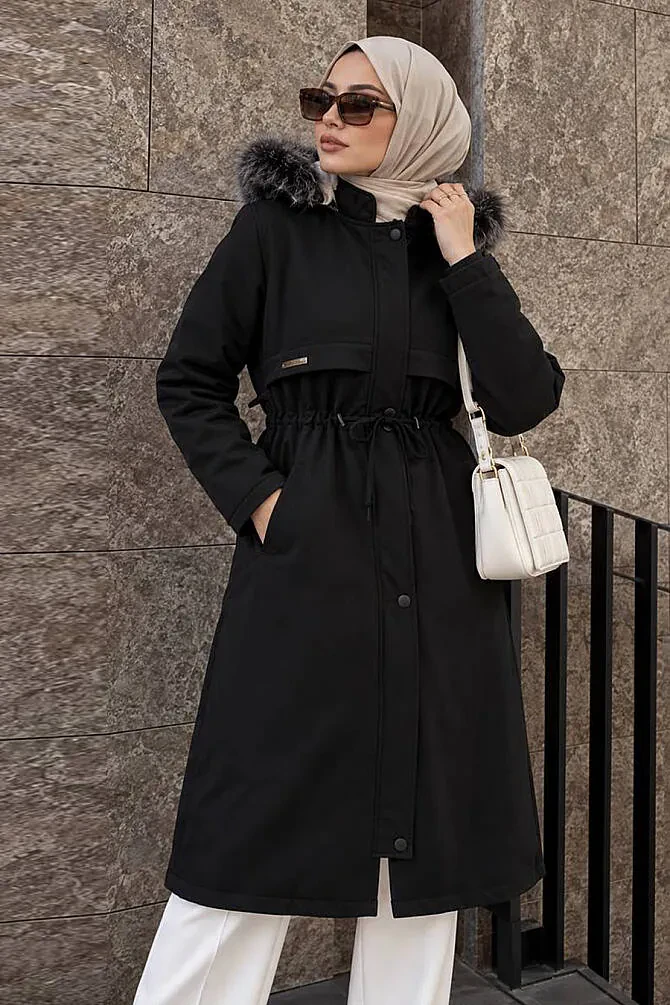 Kürklü Kapşonlu Siyah Tesettür Parka 60650S - 1