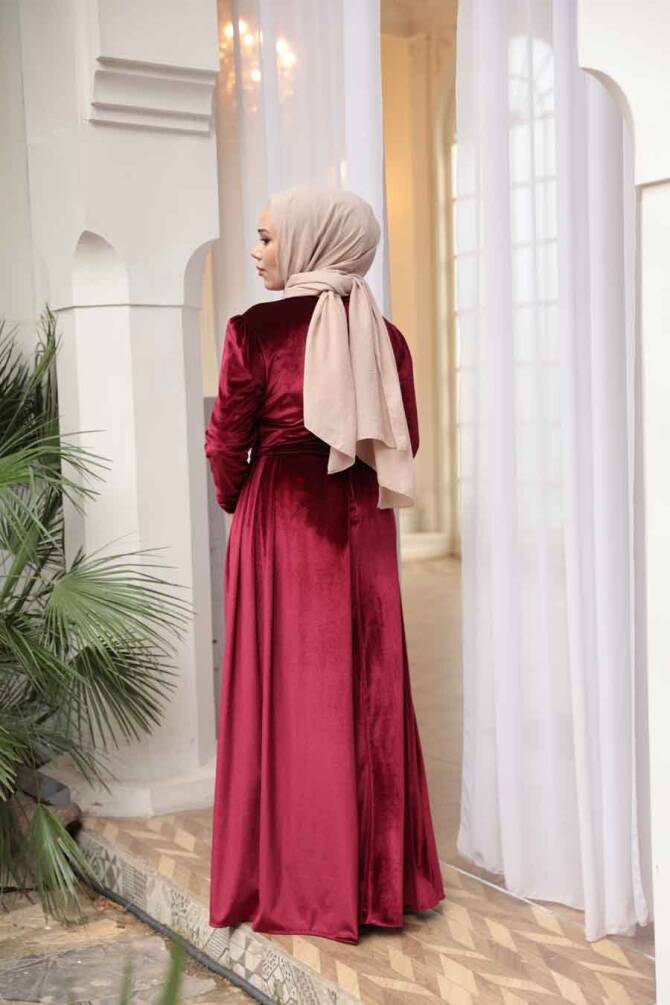 - Kuyruk Detaylı Bordo Tesettür Kadife Abiye Elbise 57912BR - 2