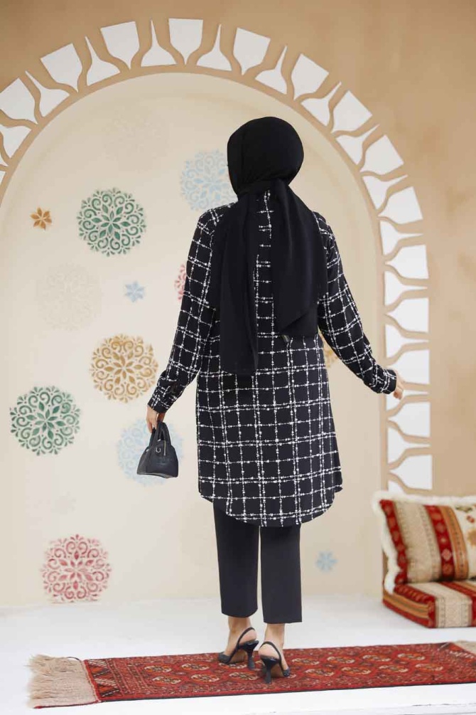 Modest Black Top 11717S - 3