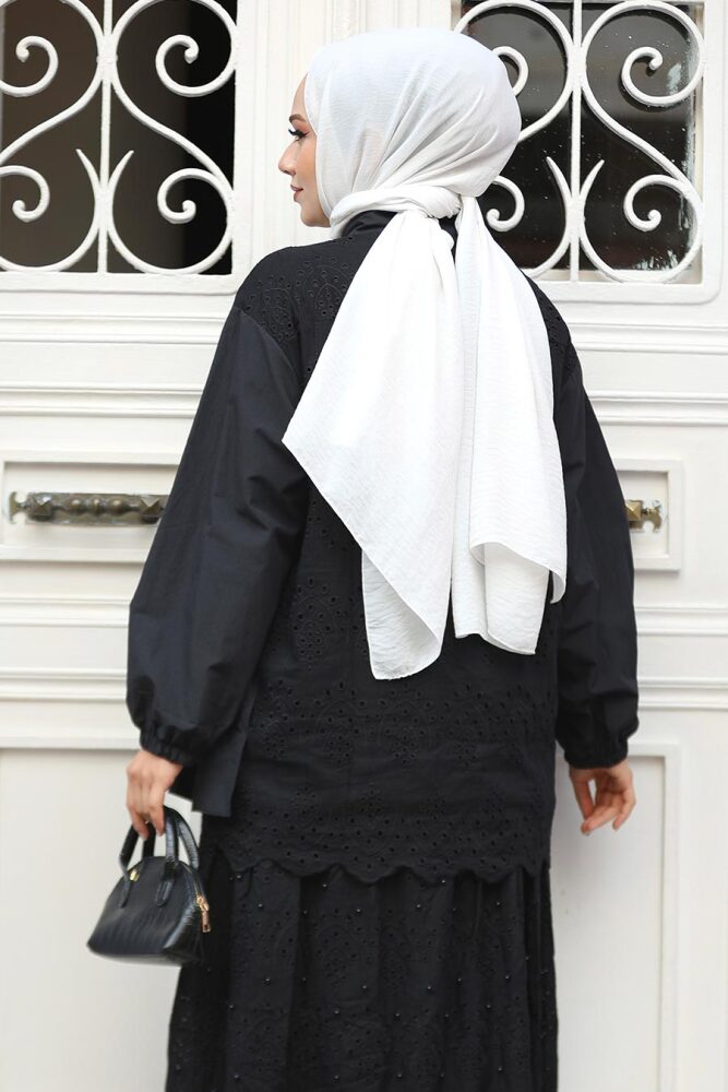 Modest Black Top 14261S - 5