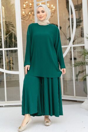 Modest Emerald Green Dual Suit 12107ZY 