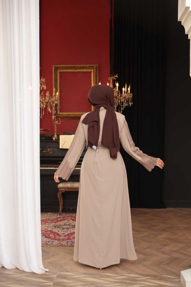 Nakış işlemeli Bej Tesettür Abaya 29114BEJ - 3