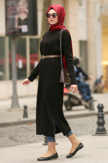 Nayla Collection - Black Hijab Knitwear Tunic 15436S