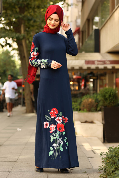 Nayla Collection - Çiçek Desenli Lacivert Tesettür Elbise 77950L
