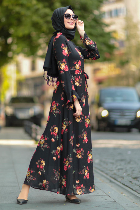 Nayla Collection - Çiçek Desenli Siyah Tesettür Elbise 39050S