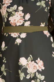 Nayla Collection - Çiçek Desenli Siyah Tesettür Elbise 815204S - Thumbnail