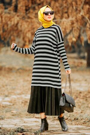 Nayla Collection - Çizgili Gri Tesettür Triko Tunik 21061GR - 1