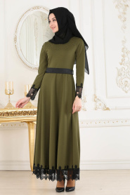 Nayla Collection - Dantel Detaylı Haki Tesettür Elbise 10144HK - Thumbnail