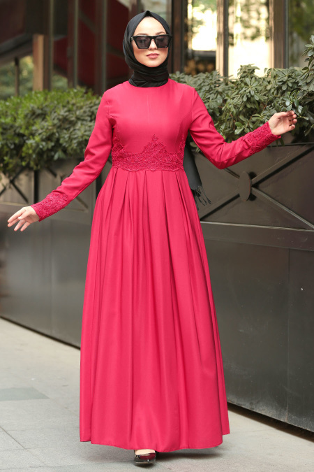 Nayla Collection - Dantel Detaylı Kırmızı Tesettür Elbise 42370K