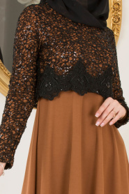Nayla Collection - Dantel Detaylı Taba Tesettür Elbise 12012TB - Thumbnail