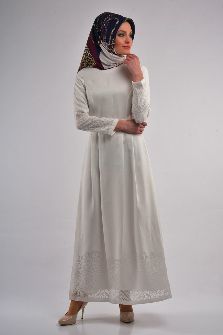 Nayla Collection - Desenli Beyaz Tesettür Elbise 489B