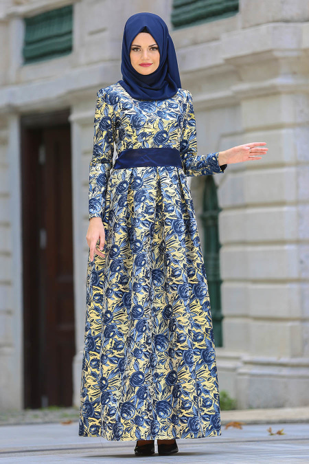 Nayla Collection - Desenli Lacivert Jakarlı Tesettür Abiye Elbise 82453L