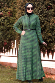 Nayla Collection - Düğme Detaylı Kemerli Yeşil Tesettür Elbise 8378Y - Thumbnail
