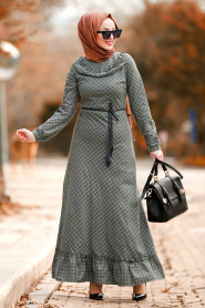 Nayla Collection - Ekoseli Fırfırlı Haki Tesettür Elbise 83481HK - Thumbnail