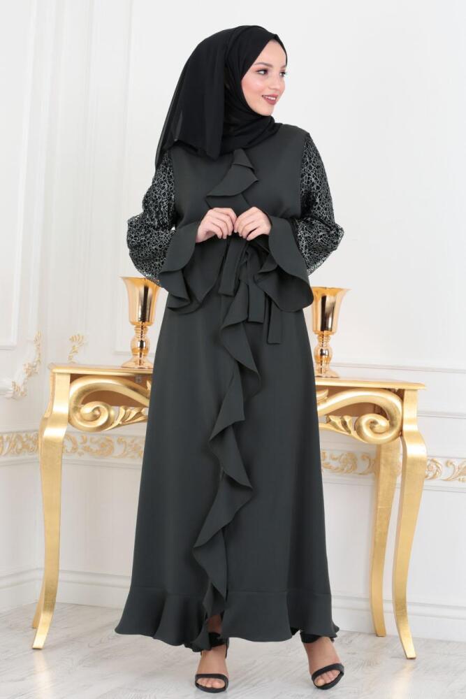 Nayla Collection - Gizli Düğmeli Fırfırlı Koyu Yeşil Tesettür Ferace 136KY - 1