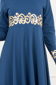 Nayla Collection - Gold Desenli İndigo Mavisi Tesettür Elbise 79550IM - Thumbnail