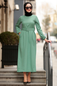 Nayla Collection - Kemerli Çağla Yeşili Tesettür Elbise 21010CY - Thumbnail