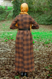 Nayla Collection - Kemerli Ekoseli Kahverengi Tesettür Elbise 4123KH - Thumbnail