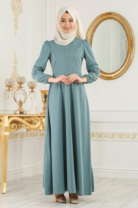 Nayla Collection - Kolları Boncuk Detaylı Turkuaz Tesettür Elbise 42140TR