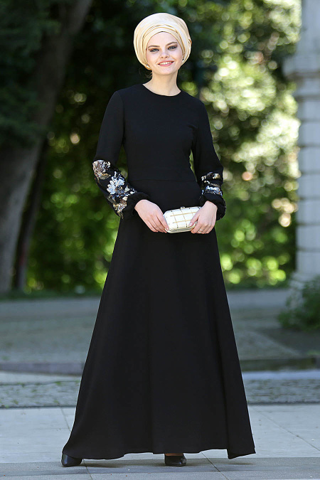 Nayla Collection - Kolları İşlemeli Siyah Tesettür Elbise 4148S