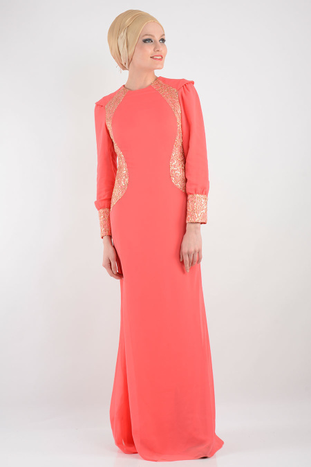 Nayla Collection - İşlemeli Mercan Tesettür Elbise 7022MR