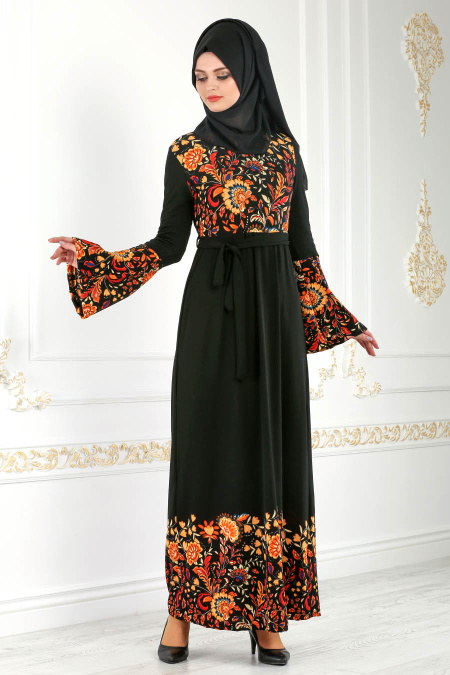 Nayla Collection - Volan Kol Çiçek Desenli Siyah Tesettür Elbise 9672S