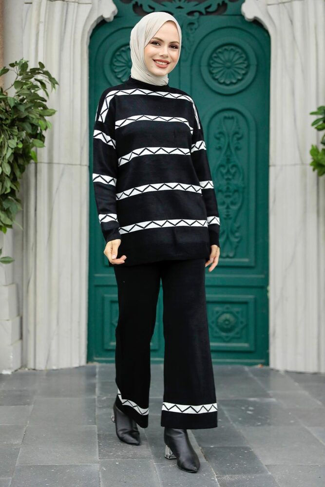 Neva Style - Çizgi Desenli Siyah Tesettür Triko İkili Takım 6396S - 1