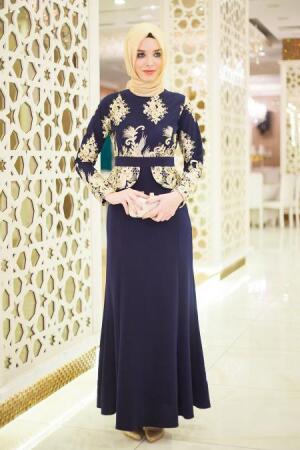 Neva Style - Dantel İşlemeli Peplum Lacivert Tesettür Abiye Elbise 5349L - 1