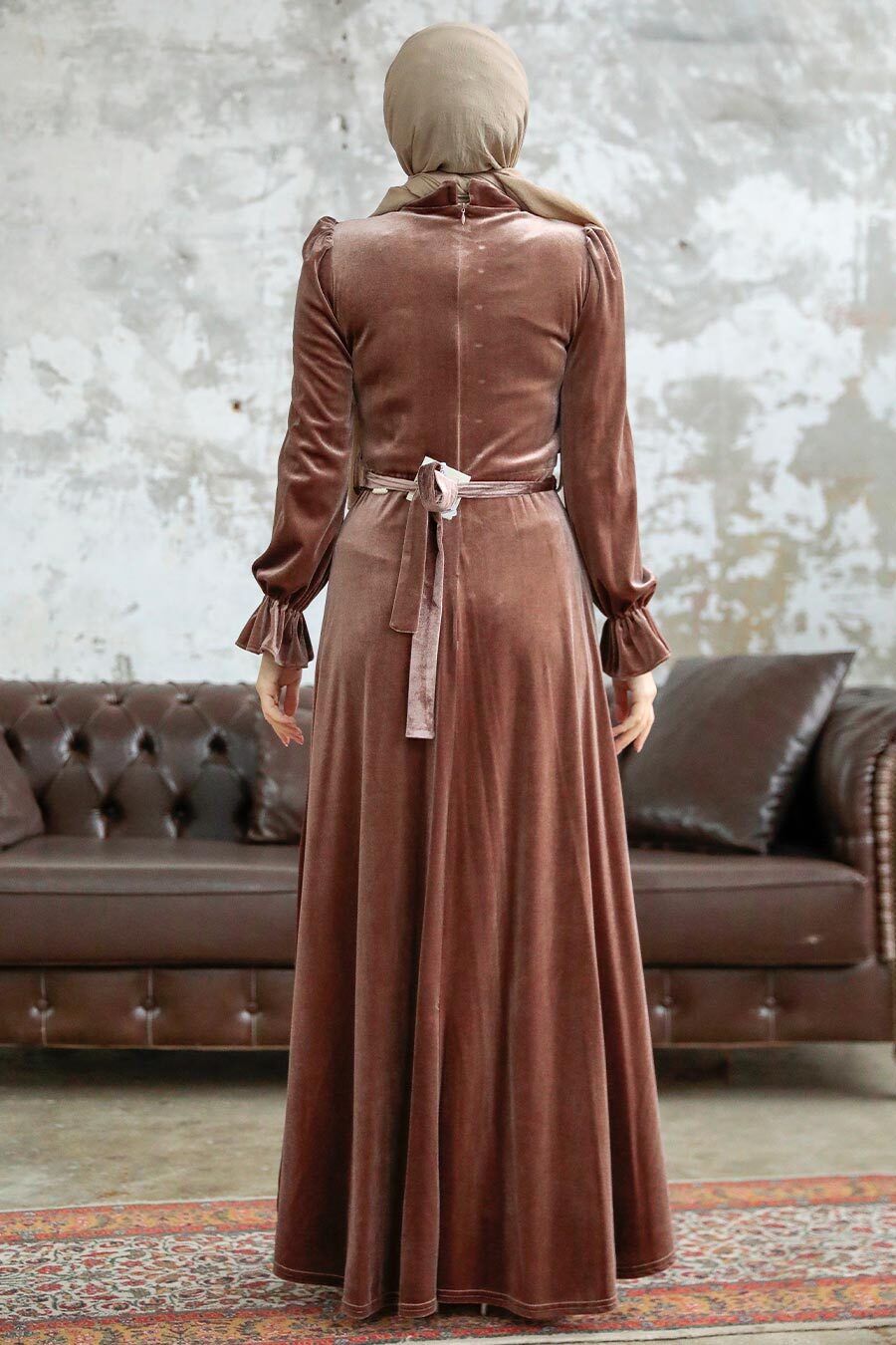 Neva Style - Dark Mink Velvet Hijab Maxi Dress 37091KV