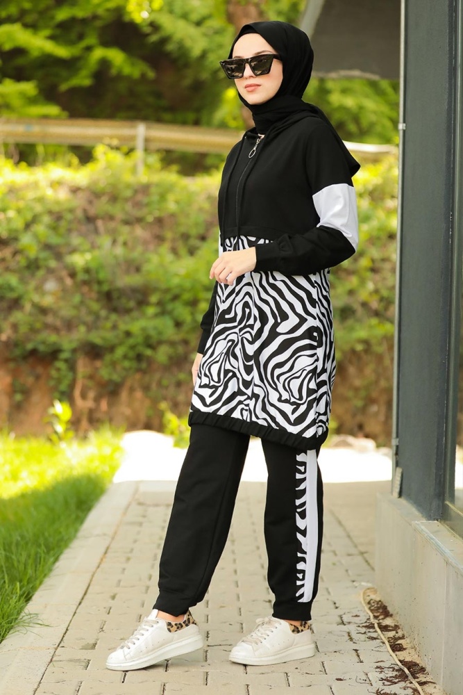 Neva Style - Desenli Ekru Tesettür İkili Takım 6060E - 1
