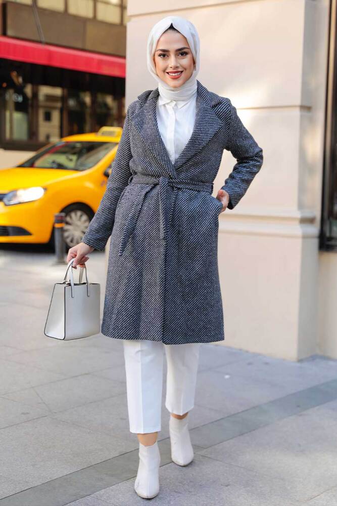 Neva Style - Kemerli Siyah Tesettür Kaşe Kap 71070S - NEVA STYLE