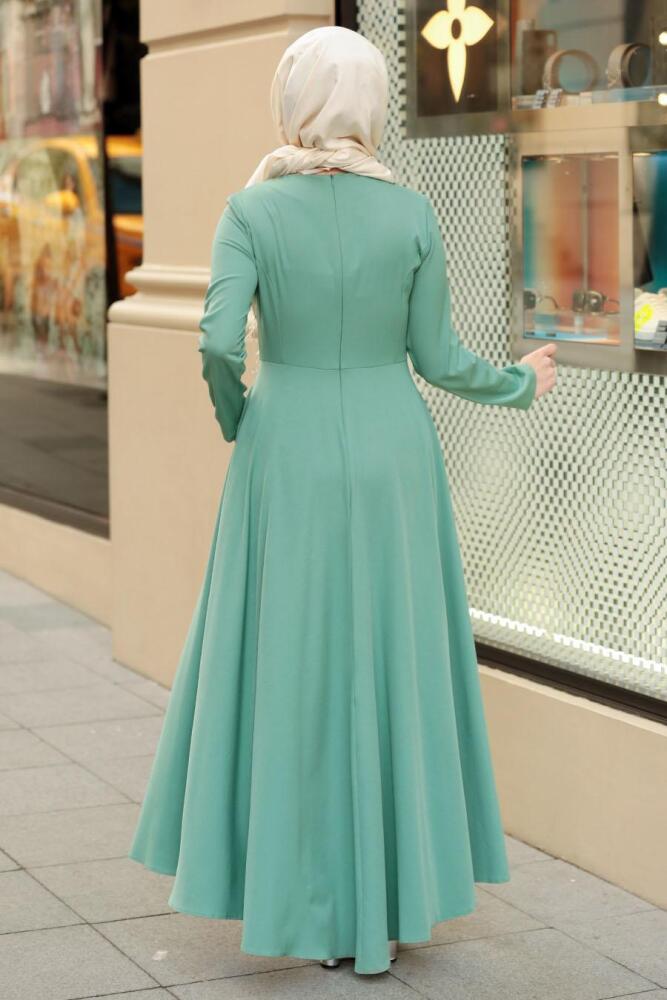 Neva Style - Kolye Detaylı Çağla Yeşili Tesettür Abiye Elbise 41470CY - 2