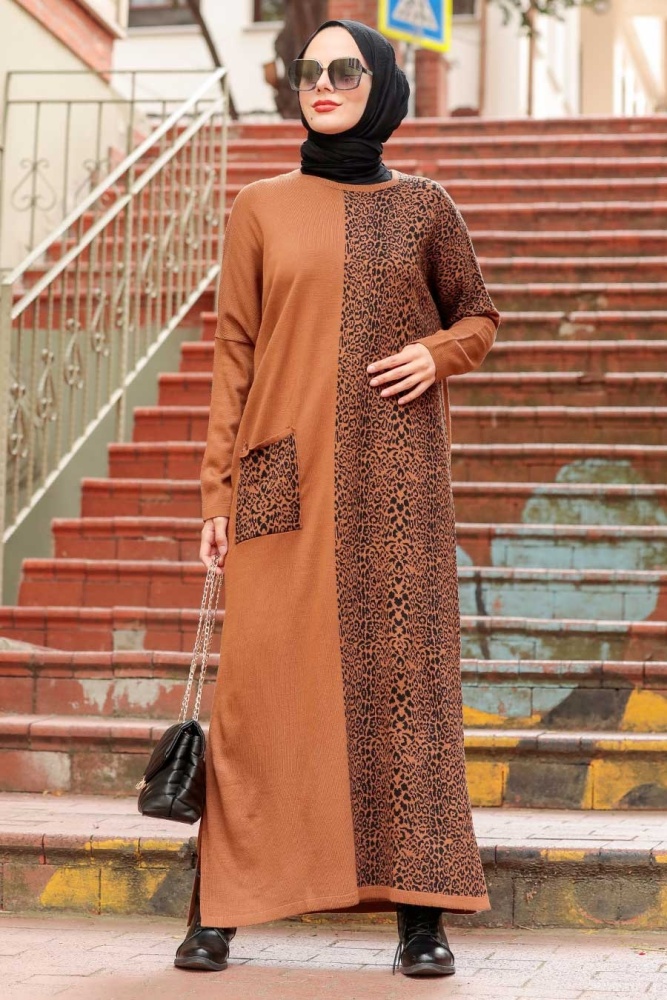 Neva Style - Leopar Desenli Taba Tesettür Triko Elbise 3052TB - 1
