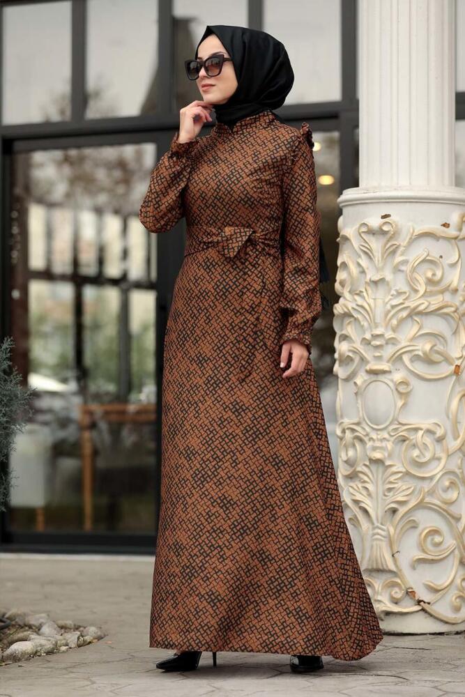 Neva Style - Omuzları Detaylı Desenli Taba Tesettür Elbise 15141TB - 1