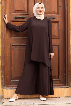 Neva Style - Pliseli Koyu Kahverengi Tesettür İkili Takım 50054KKH - 1