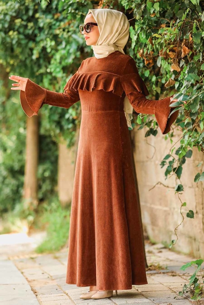 Neva Style - Volan Kollu Kahverengi Tesettür Kadife Elbise 50460KH - 1