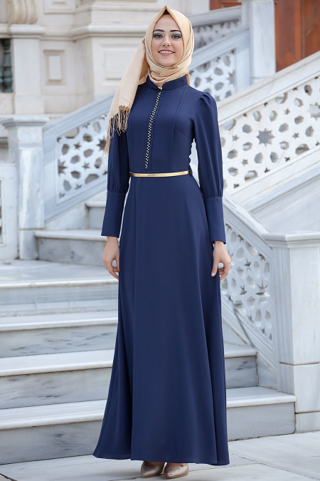Neva Style - Yakası Boncuk Detaylı Lacivert Elbise