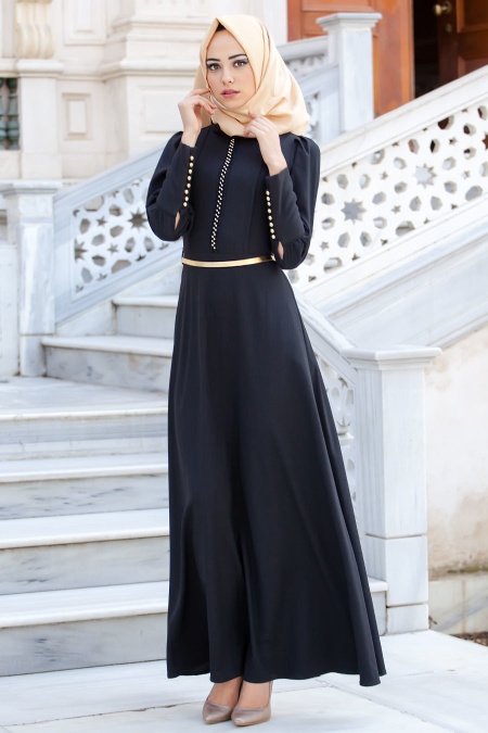 Neva Style - Yakası Boncuk Detaylı Siyah Elbise